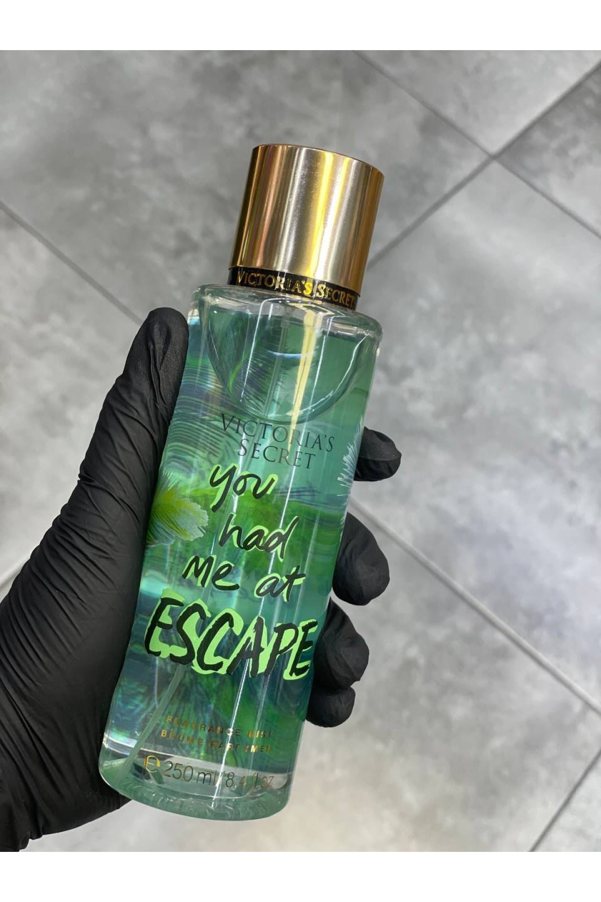 Victoria's Secret You Had Me At Escape Vücut Spreyi